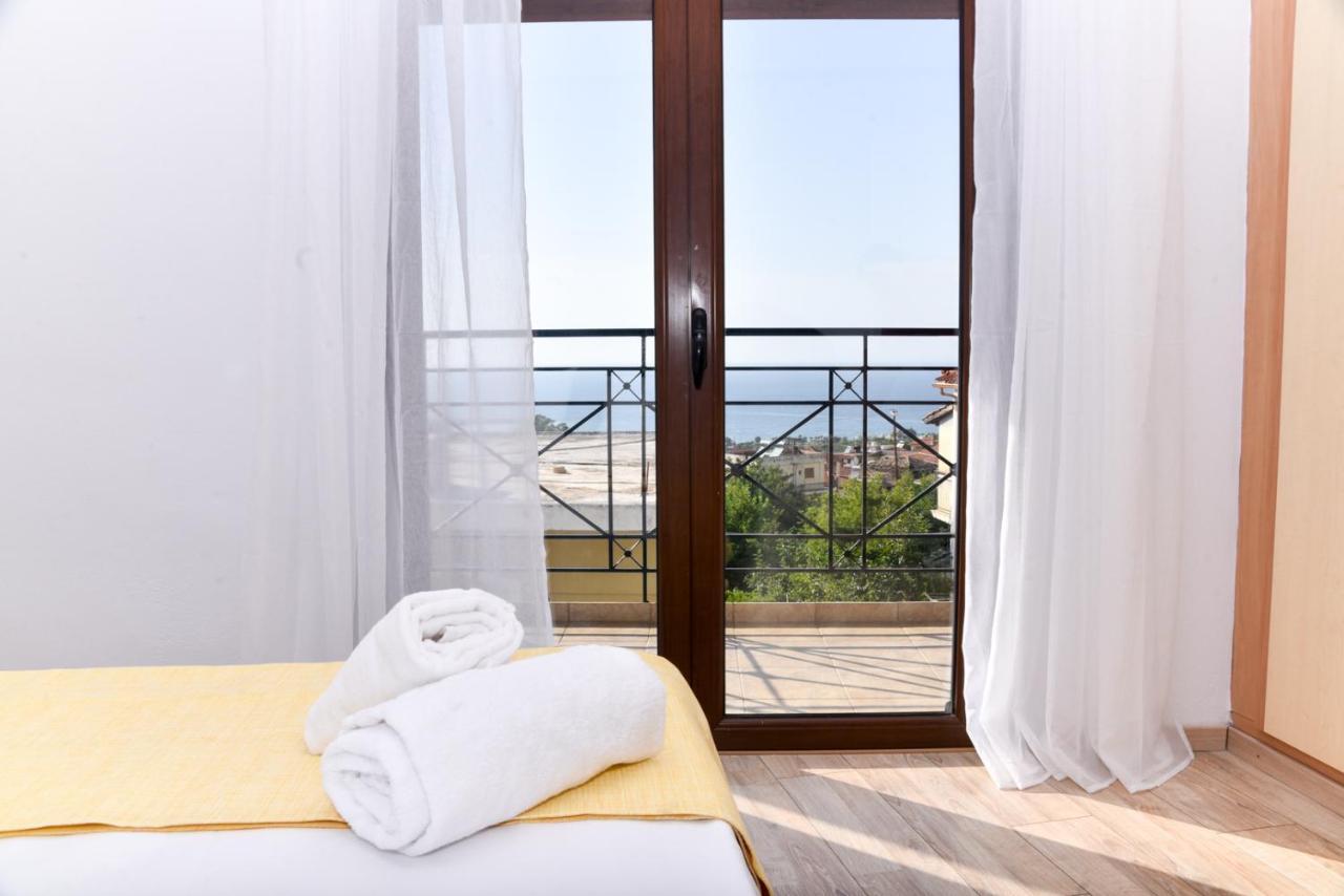 Prana'S Castle Apartment Kyparissia Exterior photo